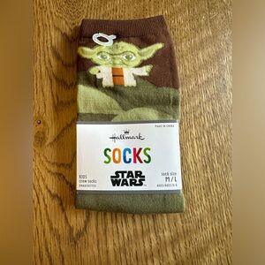 Hallmark Disney Star Wars Yoda Kids Novelty Socks Sz M/L Ages 3-6 NWT